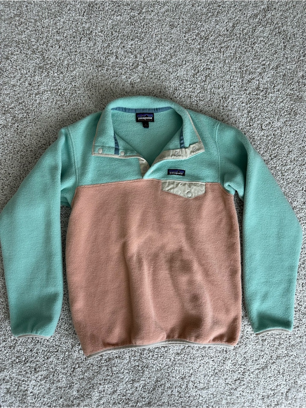 Patagonia Mint Green and Peach Synchilla Pullover
